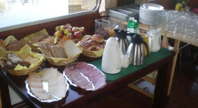 Botel Zebra