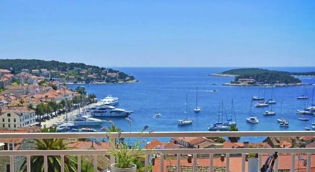 Номер Standard Anatota Hvar