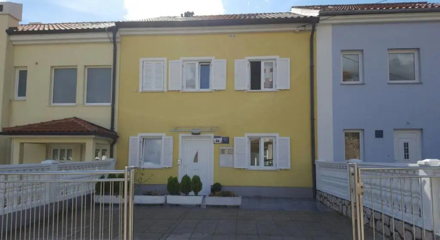 Haus Ella, Забронировать Отель Отели Приморско-Горанской жупания с парковкой, Парковка