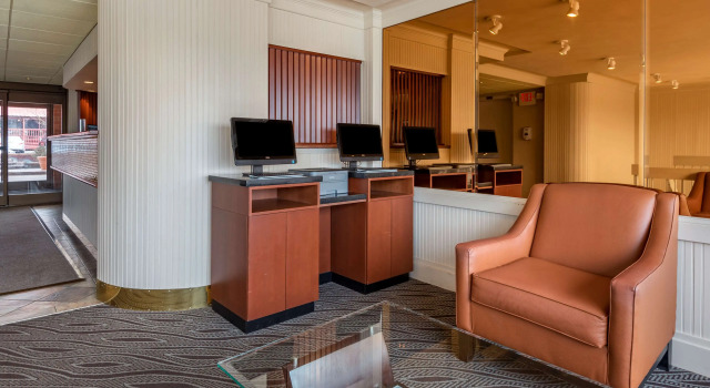 Best Western Plus Oswego Hotel and Conference Center