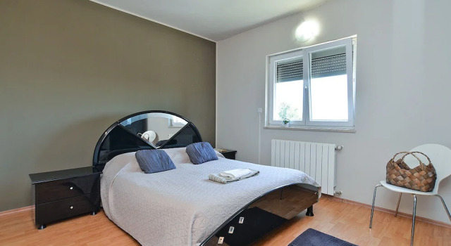 Apartment 1779