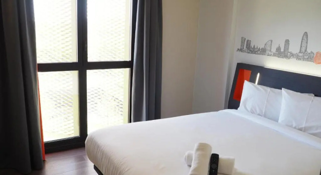 Двухместный номер easyHotel Barcelona Fira