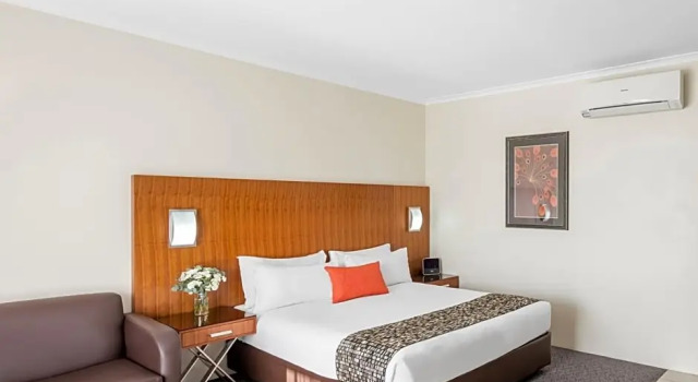Трёхместный номер Standard Central Motel & Apartments, Best Western Signature Collection