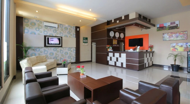 Airy Bandara Syamsudin Noor Kasturi Satu Banjarbaru, Rezervovat Hotel Hotely v Kalimantan s parkováním, Parkování