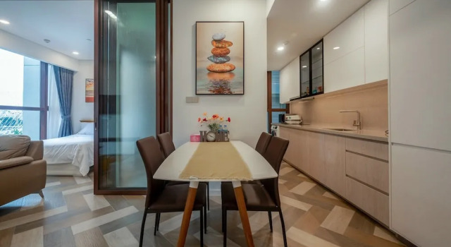Апартаменты DongDong Apartment The Metropole