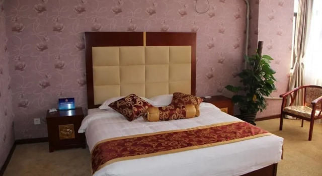 Red Cross Hotel, Забронировать Отель Отели Пекина 3 звезды, рядом с Торговый комплекс Oriental Plaza, 3*