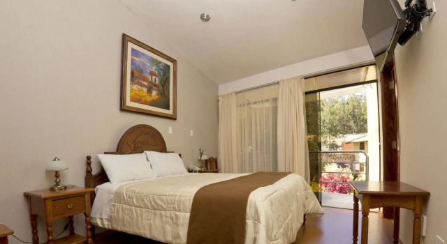 Intiñan Hotel, Rezerwuj Hotel Hotele w Urubamba z basenem, Basen
