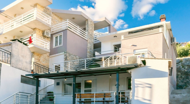 Apartment Golubinka, Забронировать Апартаменты/квартира Апартаменты Омиш, Апартаменты/квартира