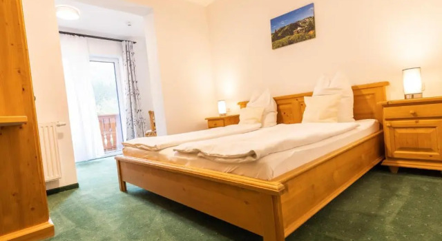 Семейный номер Standard с балконом Alpenhotel Ensmann