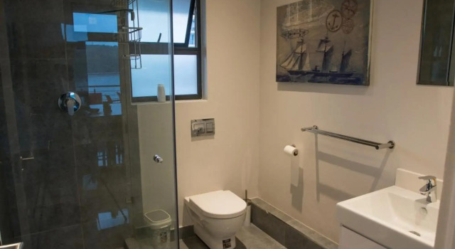 uSHAKA WATERFRONT - PENTHOUSE PLUSH PERFECTION