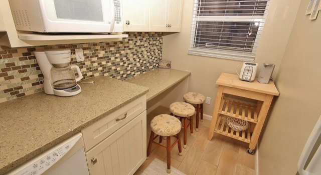 Sea Coast Gardens III 214 Apartment 2, Забронировать Апартаменты/квартира Нью-Смирна-Бич Daytona Beach Area, рядом с Парк 27 Авеню