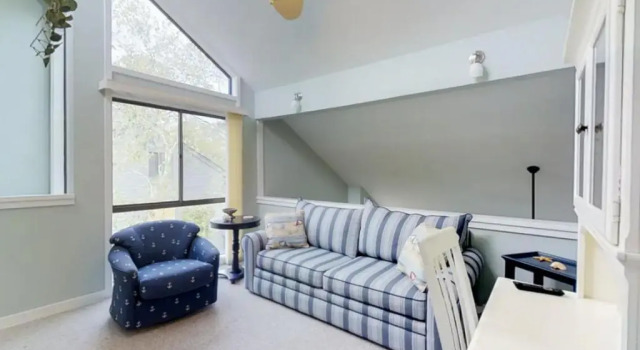 280 Turnberry Village