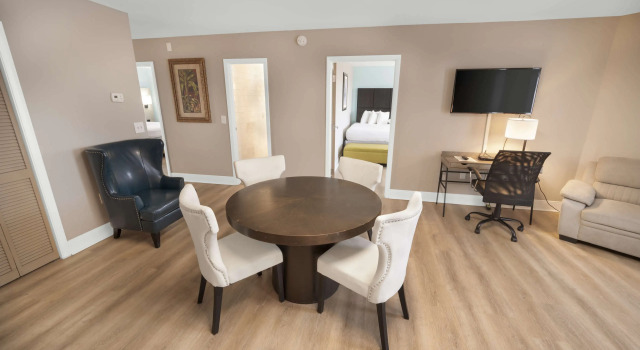 Четырёхместный люкс Best Western Seaside Inn