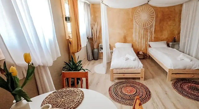 Koza i Brzoza, domki z kontenerów, Book Hotel SPA-hoteller i Lower Silesia, SPA