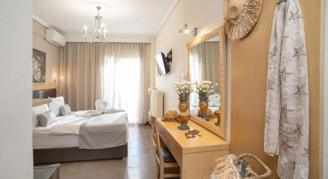 Трёхместный номер Basic Hotel Pithari