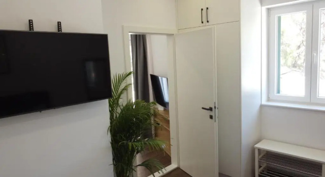 Holiday Home Nugal Makarska 2+2, Забронировать Отель Макарска Biokovo Nature Park, рядом с Пляж Соларич