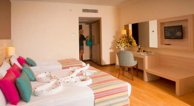 Трёхместный номер Standard с видом на море (частичным) Side Prenses Resort Hotel & Spa