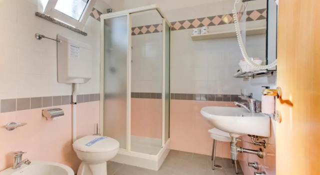 Трёхместный номер Standard с балконом Hotel Verona