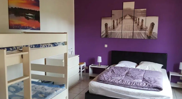 Maison pour 5 personnes au centre d'Audenge, Забронировать Отель Отели Бассен-д'Аркашон с парковкой, Парковка