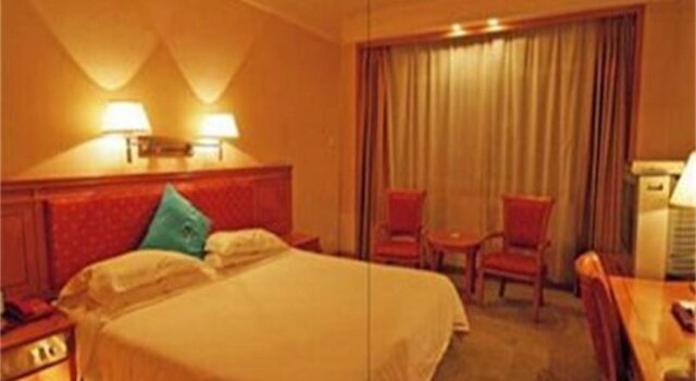 Ya'an Ping Rang Inn, Book Hotel Hoteller i Sichuan med parkering, Parkering