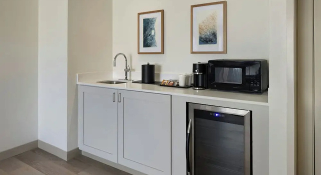 Люкс Courtyard by Marriott Sandestin at Grand Boulevard