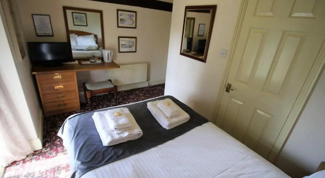 Двухместный номер Standard The Kings Arms Hotel