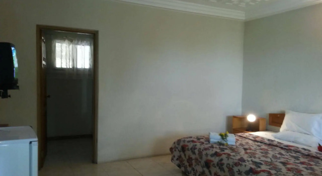 Paradise Resort, Lake Bosomtwe, Book Hotel Kumasi 
