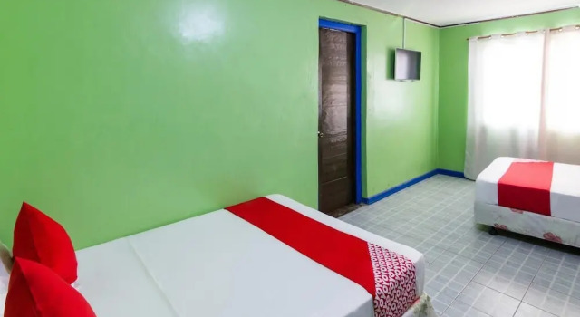 Economy Zimmer Cebu Golf Course