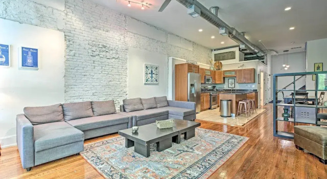 Апартаменты Walk to Dtwn Distilleries: Nulu Art District Loft