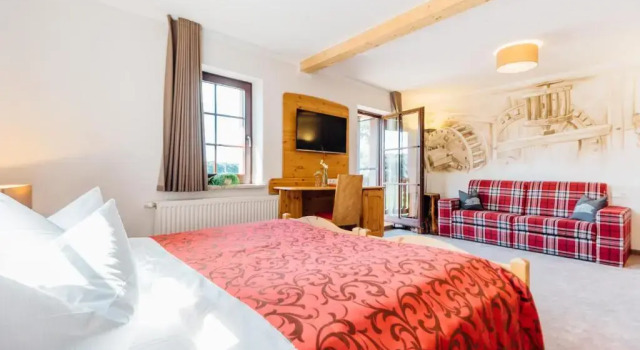 Номер Deluxe Erlebnishotel "Zur Schiffsmühle" GmbH