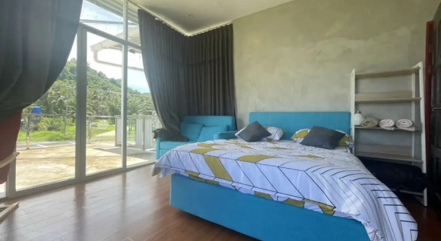 Люкс OYO Home 90370 D'tampi Homestay