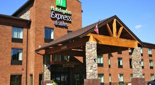 Люкс c 1 комнатой Holiday Inn Express & Suites Donegal by IHG