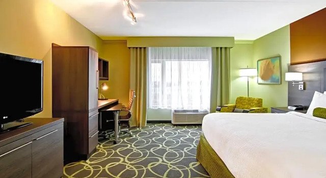Двухместная студия с видом на город TownePlace Suites by Marriott Kincardine