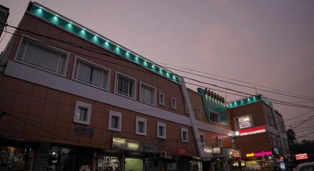 Hotel Embassy Grand, Rezervovat Hotel Muzaffarpur Bihar