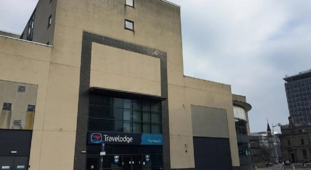 Travelodge Plymouth, Забронировать Отель Отели Плимута с завтраком, рядом с Plymouth Mayflower, Завтраки