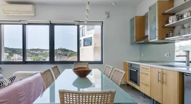 Апартаменты 1bedroom house in the city center with great view