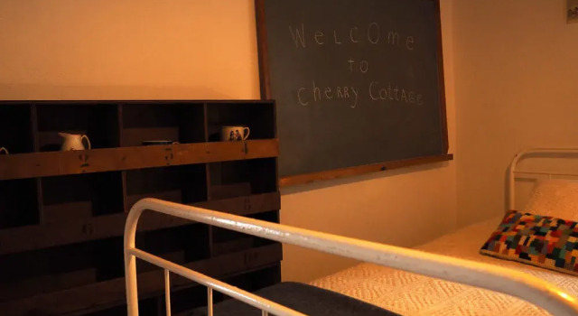Cherry Cottage Vintage B&B, Prenota Bed & breakfast Hotel a Alentejo con parcheggio, Parcheggio