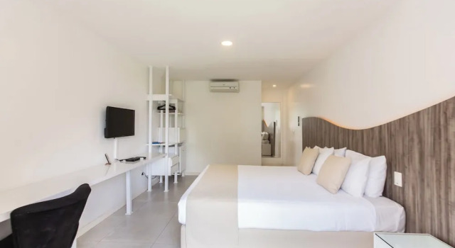 Номер Deluxe Duro Beach Garden Hotel