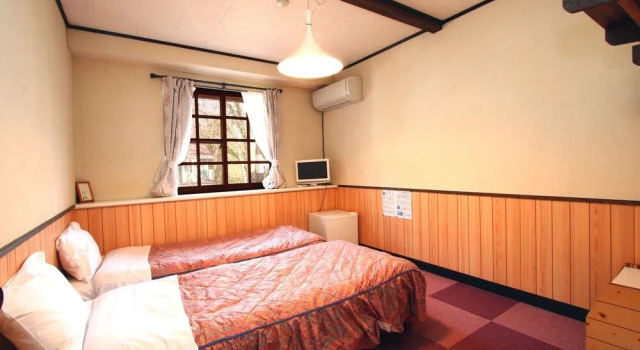 Flower Garden, Book Hotel Hoteller i Kumamoto med parkering, Parkering