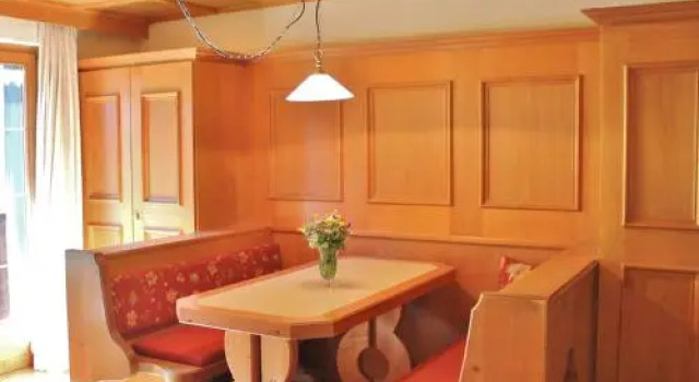Haus Schönblick, Забронировать Отель Бранд Brandnertal, рядом с Канатная дорога Гульмабан