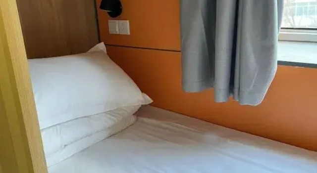 Кровать в общем номере wohkoon zhexingsun youth hotel(Beijing Ditan Park Anzhen Hospital)