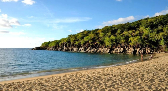Bungalow With One Bedroom In Pointe Noire With Enclosed Garden And Wifi 900 M From The Beach