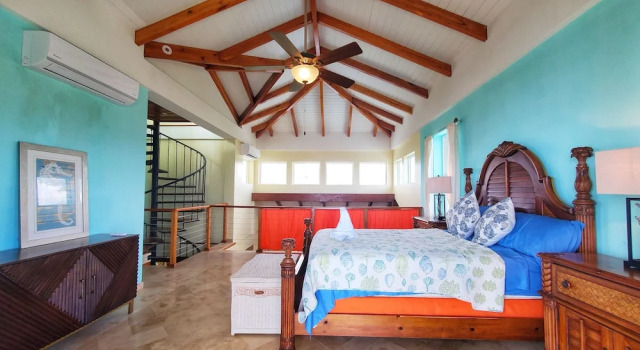 Вилла Lucky Duck Villa - Private Beach Escape