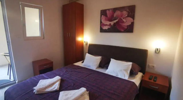 Студия Radović Apartments