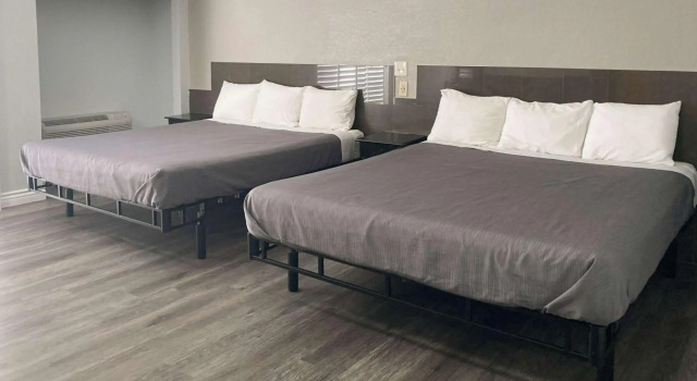 Motel 6 Glendale CA Pasadena Burbank Los Angeles, Забронировать Мотель Бербанк San Fernando Valley