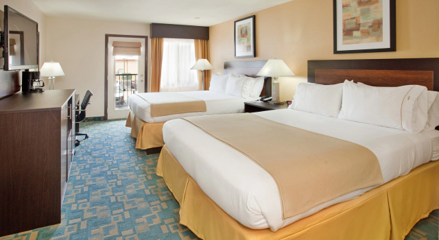 Holiday Inn Express Hotel & Suites Branson 76 Central, an IHG Hotel, Reserva ahora Hotel Hoteles en Misuri con piscina, Piscina