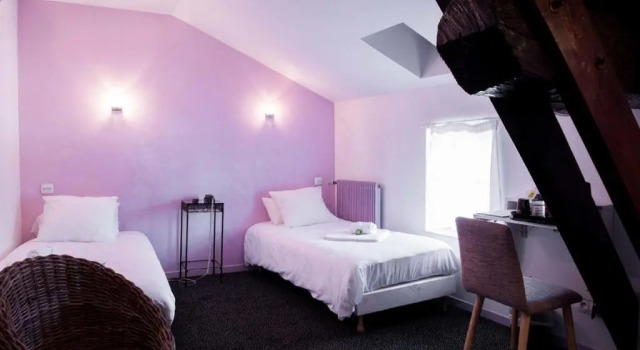Двухместный номер Standard Logis Hôtel Tante Yvonne & son restaurant semi-gastronomique - Lyon Nord