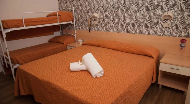 Четырёхместный номер Standard Hotel Ramona