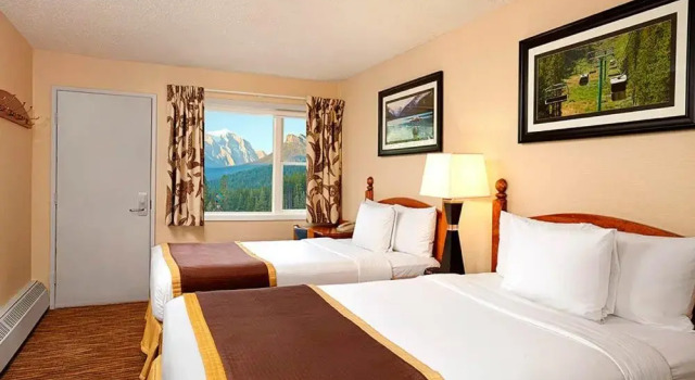 Двухместный номер Standard Lake Louise Inn
