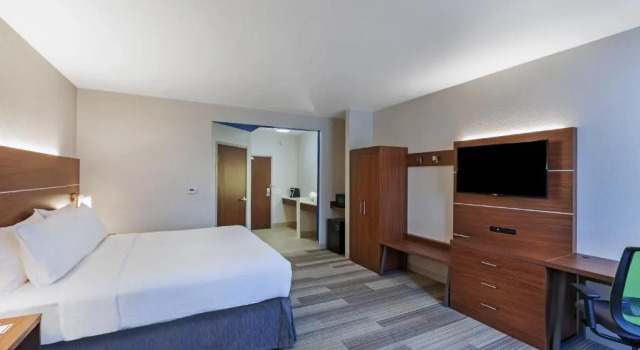 Двухместный номер Standard Holiday Inn Express Hotel & Suites Dallas Lewisville by IHG